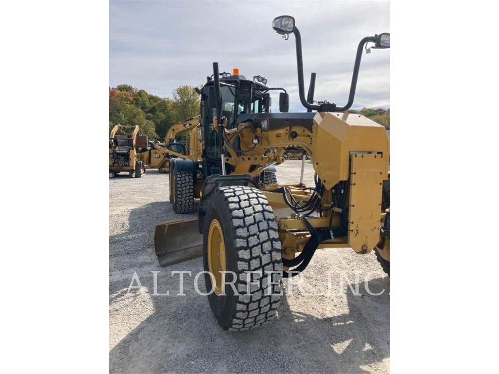 CAT 140-15AWD Tiehöylät