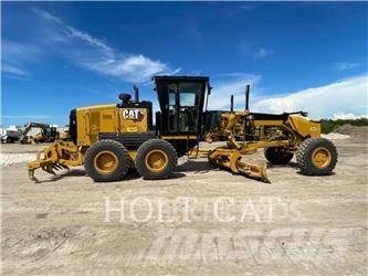 CAT 140 AWD Tiehöylät