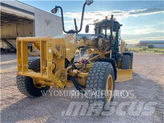 CAT 140 AWD Tiehöylät