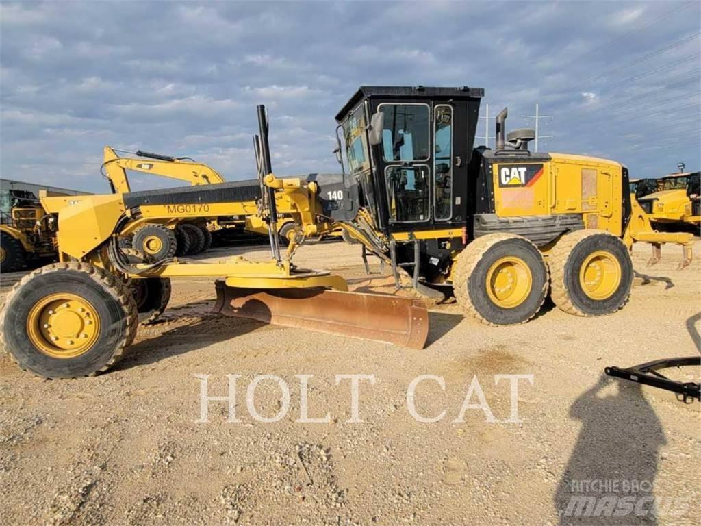 CAT 140 AWD Tiehöylät