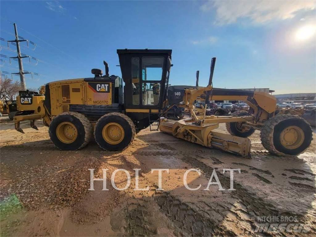 CAT 140 AWD Tiehöylät