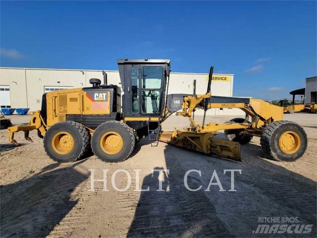CAT 140 AWD Tiehöylät