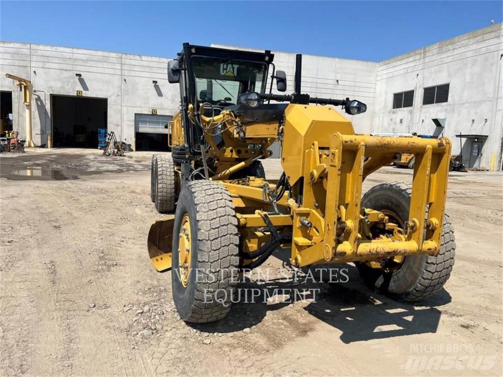 CAT 140 AWD Tiehöylät