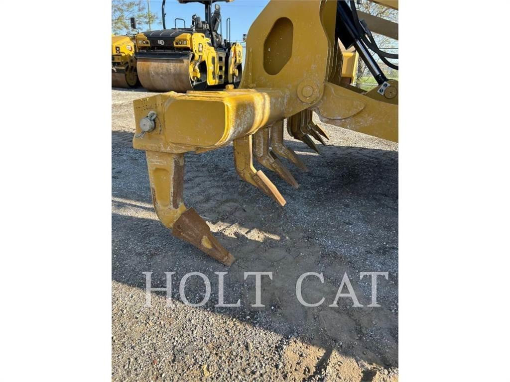 CAT 140 AWD Tiehöylät