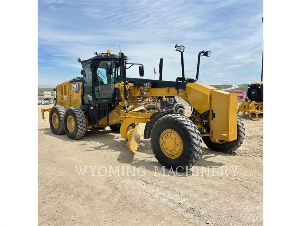 CAT 140 AWD Tiehöylät