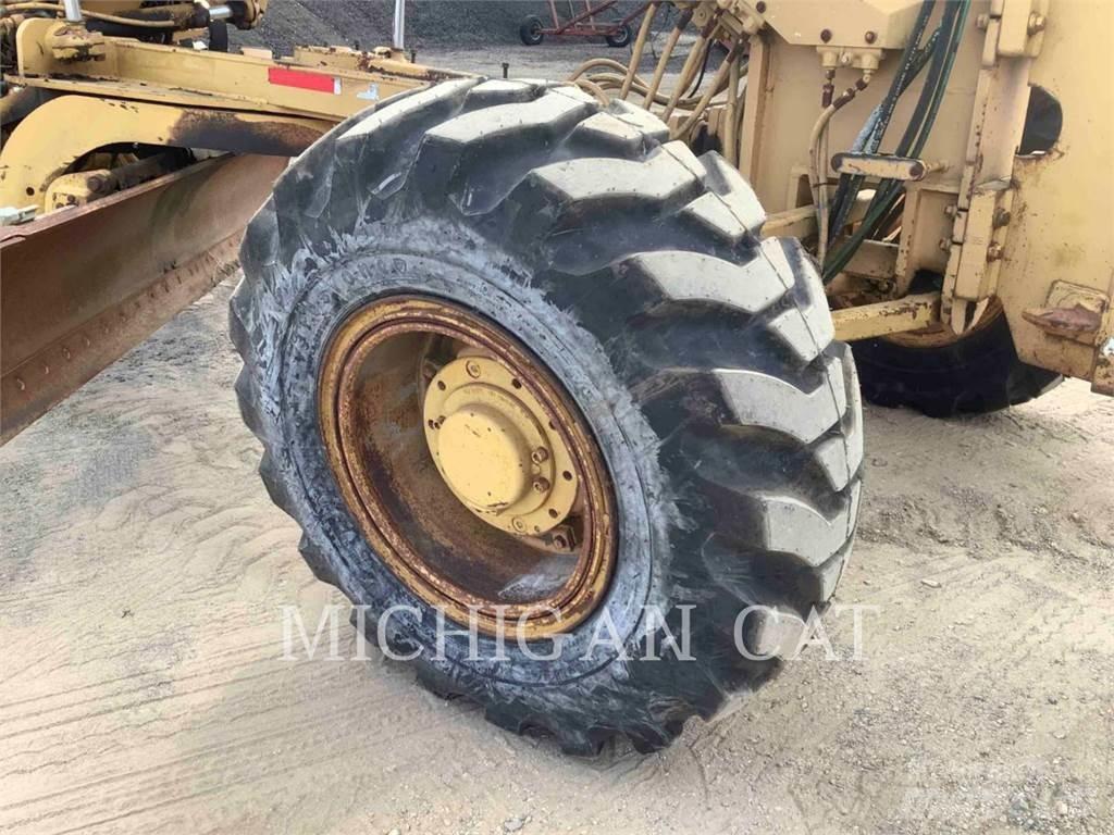 CAT 140G Tiehöylät
