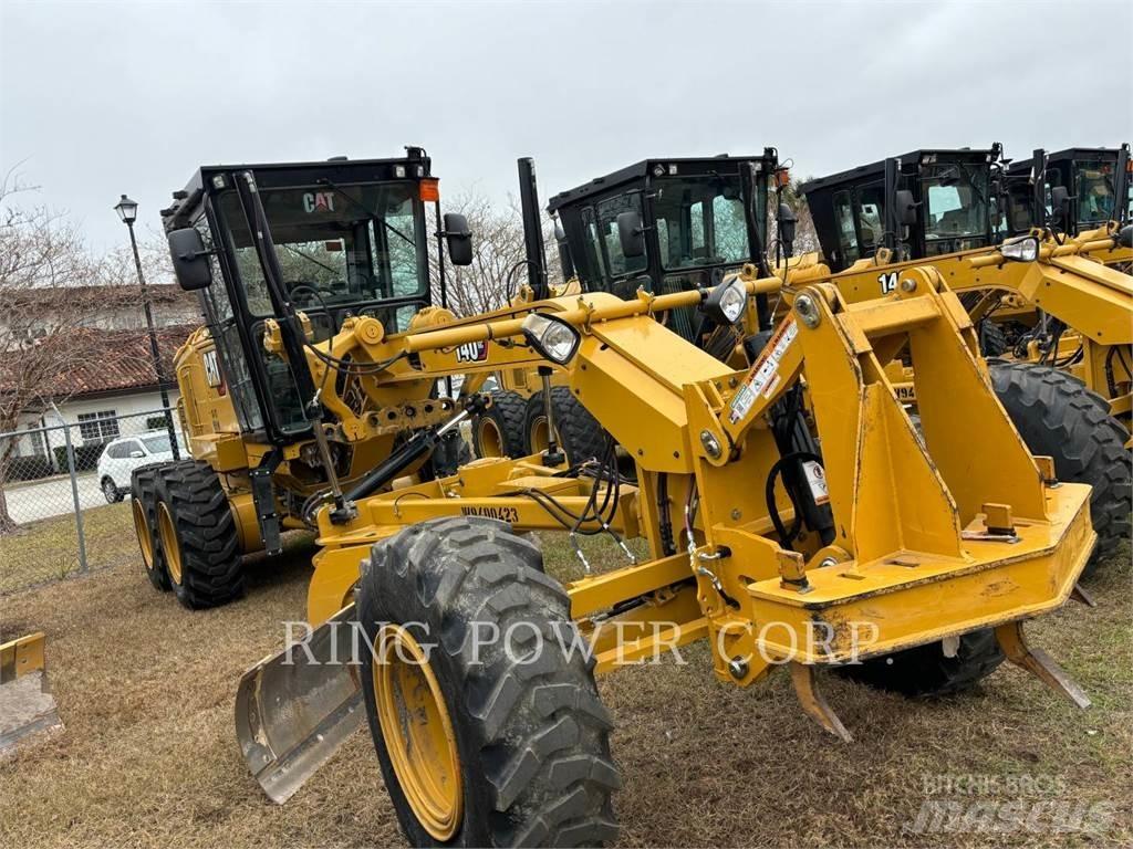 CAT 140GC Tiehöylät