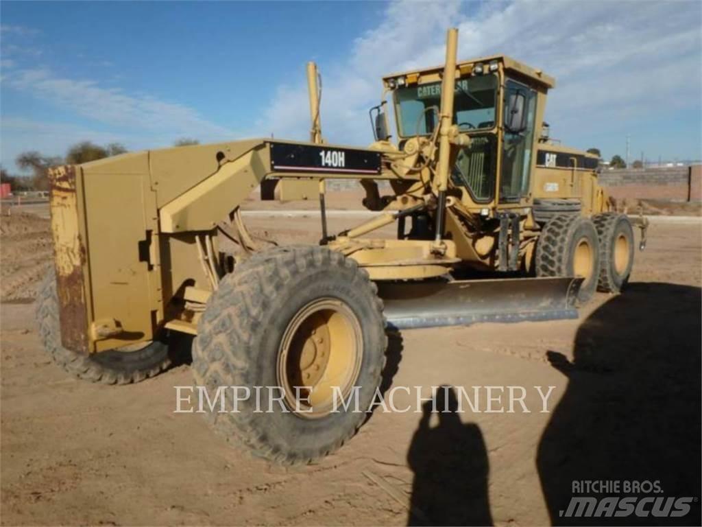 CAT 140H Tiehöylät