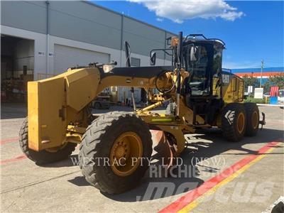 CAT 140M Tiehöylät