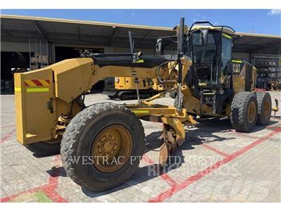 CAT 140M Tiehöylät