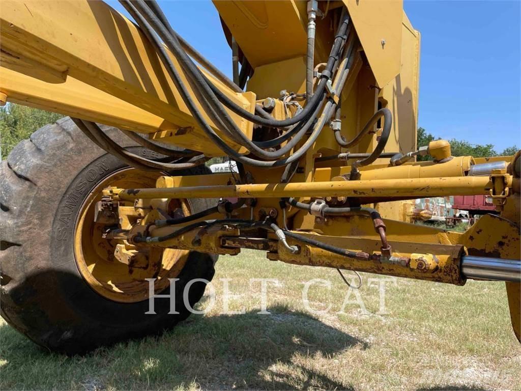 CAT 140M Tiehöylät