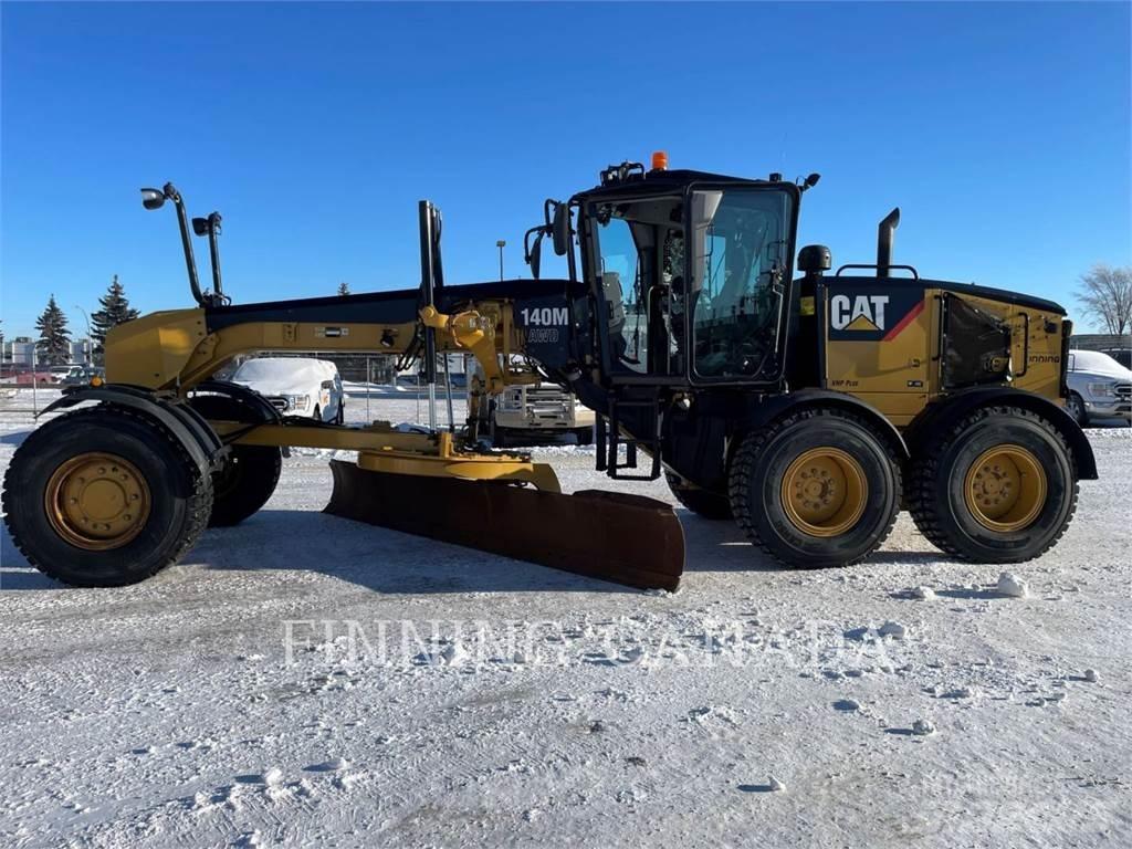 CAT 140M Tiehöylät