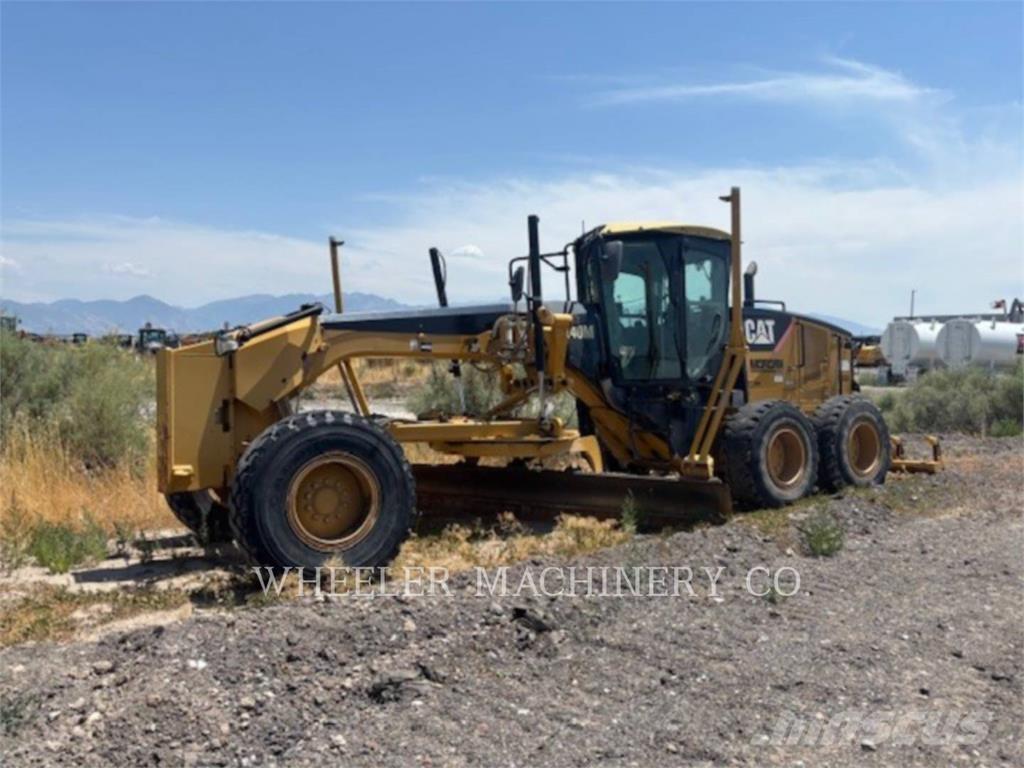 CAT 140M Tiehöylät