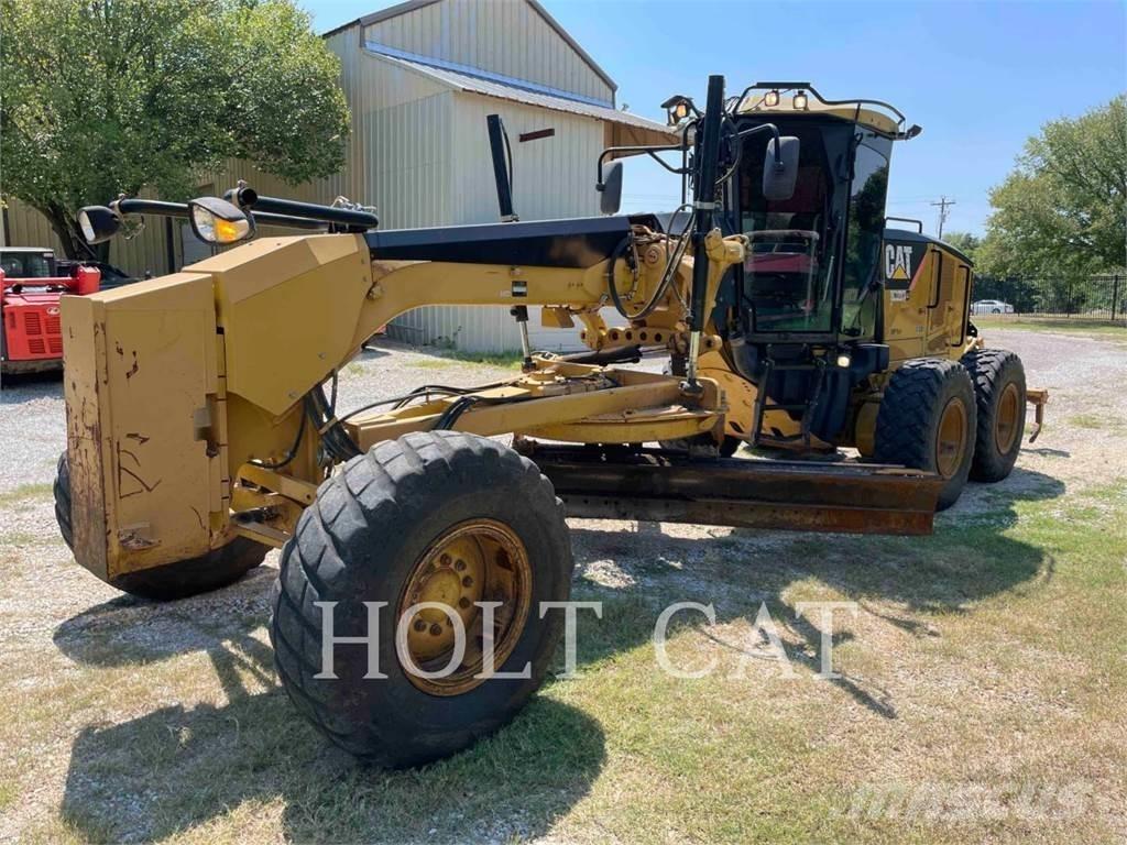 CAT 140M Tiehöylät