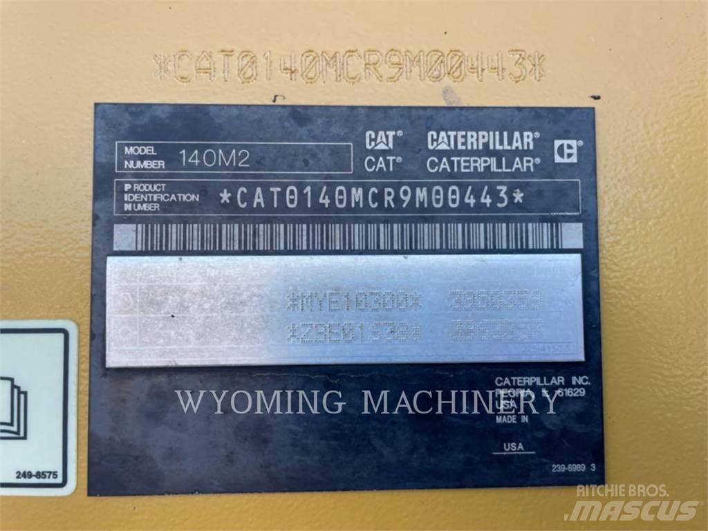 CAT 140M 2 Tiehöylät
