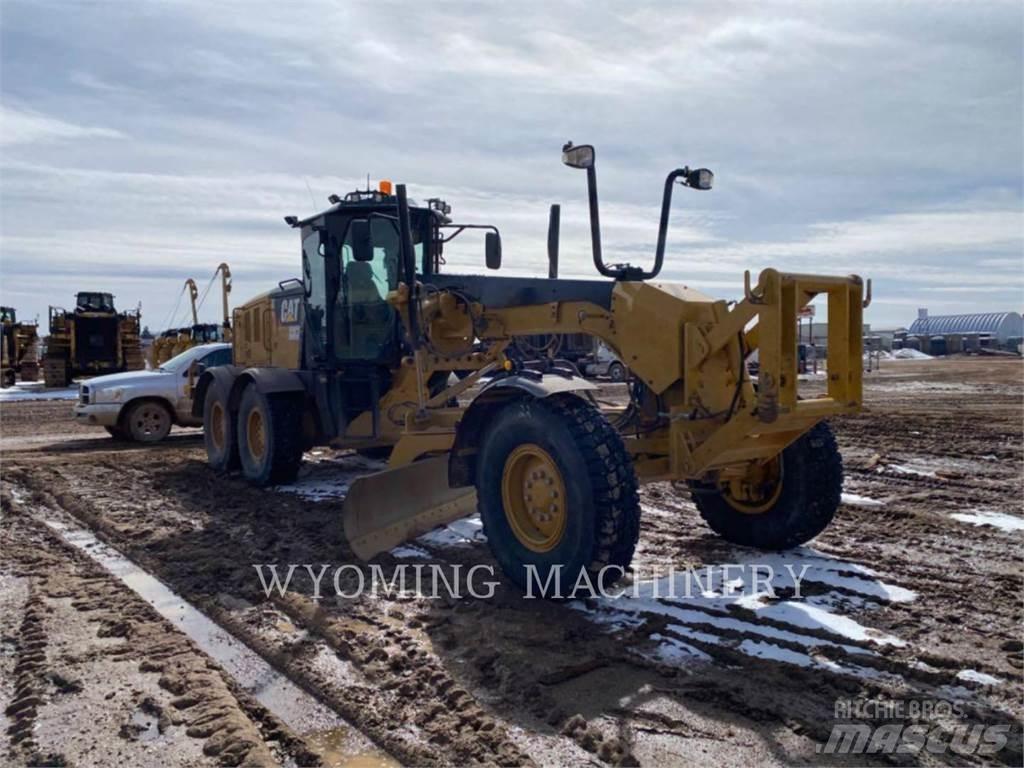CAT 140M 3 Tiehöylät