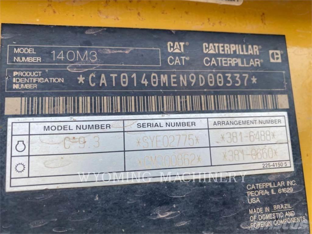 CAT 140M 3 Tiehöylät