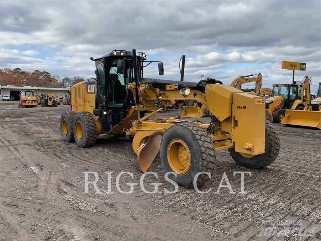CAT 140M LC17 Tiehöylät