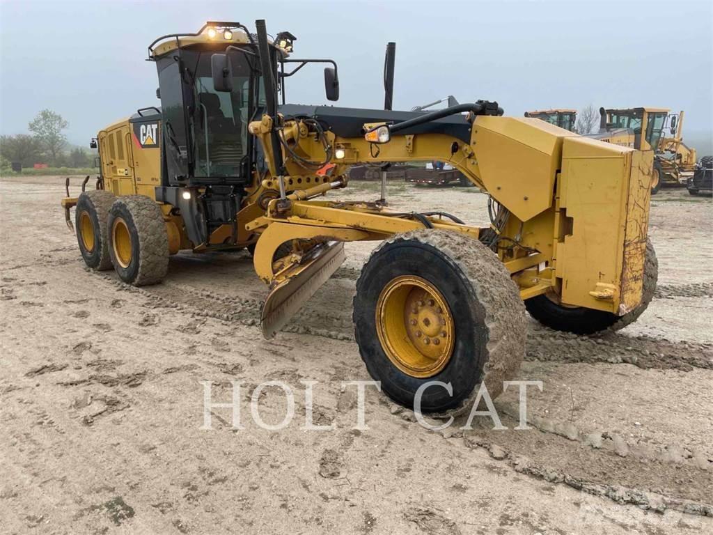 CAT 140M2 Tiehöylät