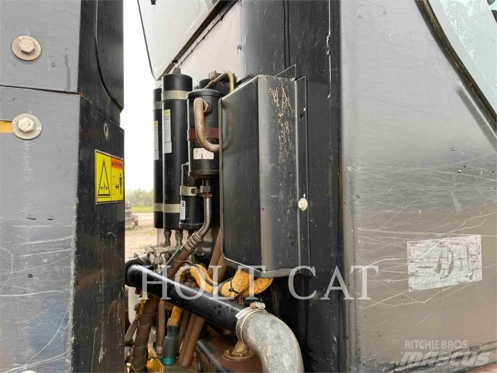 CAT 140M2 Tiehöylät