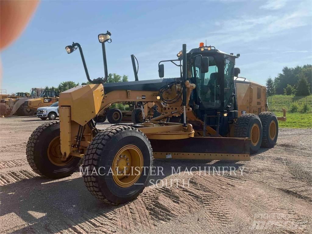 CAT 140M2 Tiehöylät