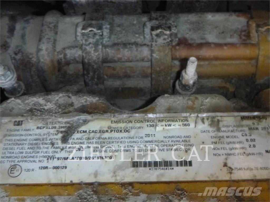 CAT 140M2 Tiehöylät