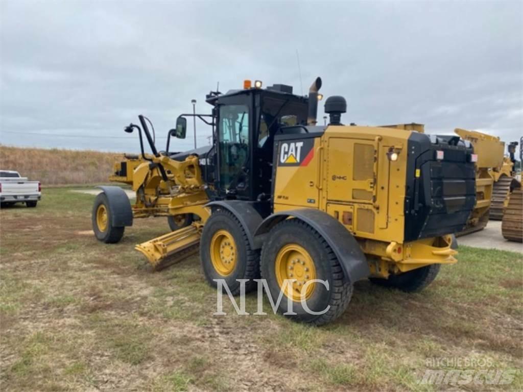 CAT 140M2 Tiehöylät