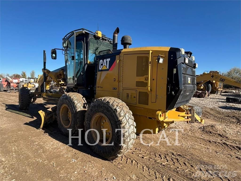 CAT 140M2 AWD Tiehöylät