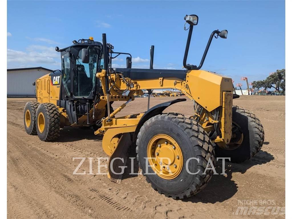 CAT 140M2AWD Tiehöylät
