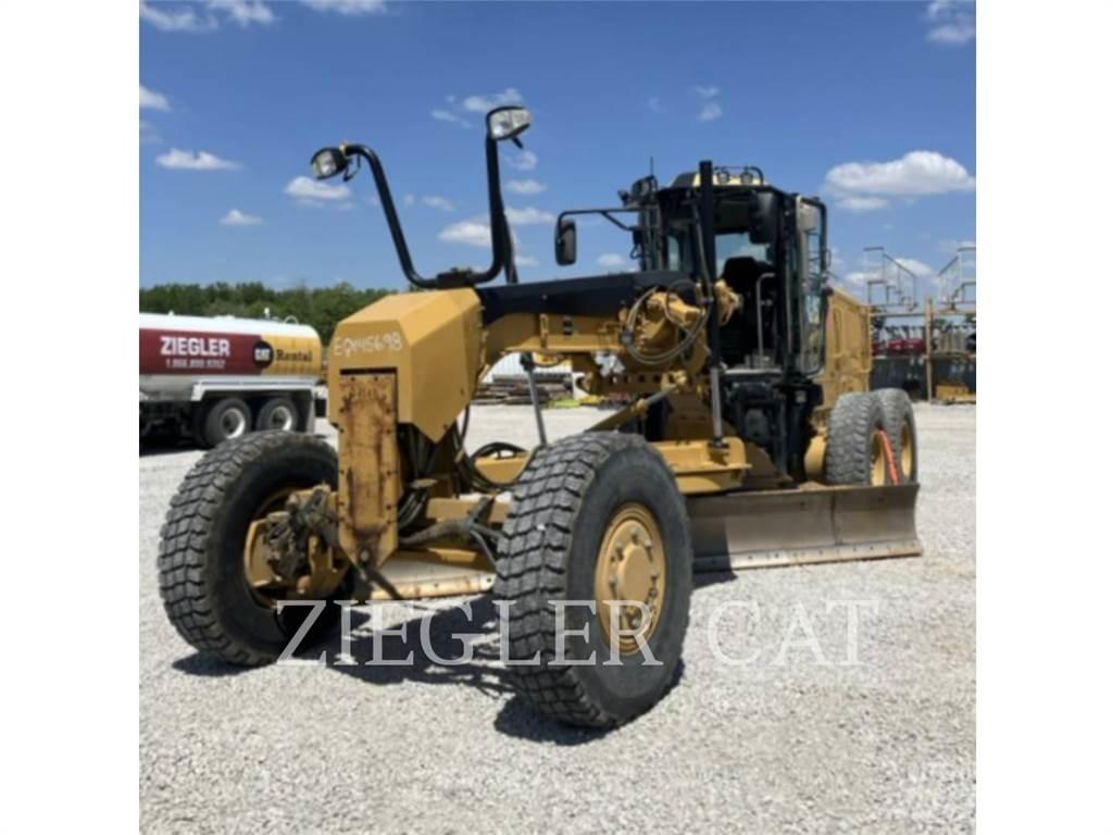 CAT 140M2AWD Tiehöylät
