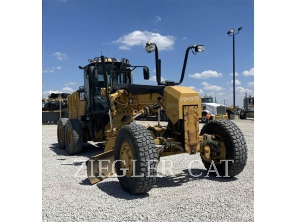 CAT 140M2AWD Tiehöylät