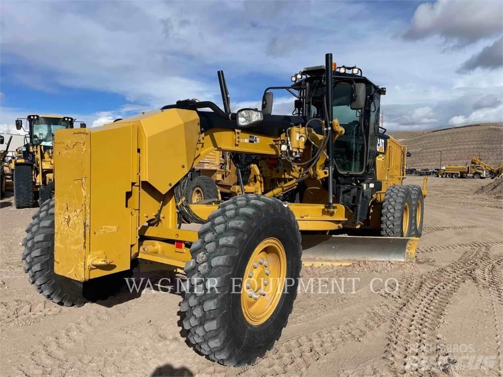 CAT 140M3 Tiehöylät