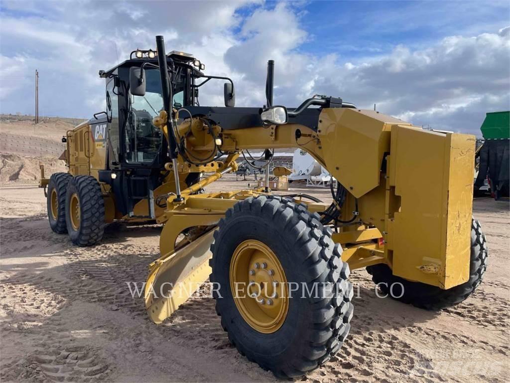 CAT 140M3 Tiehöylät