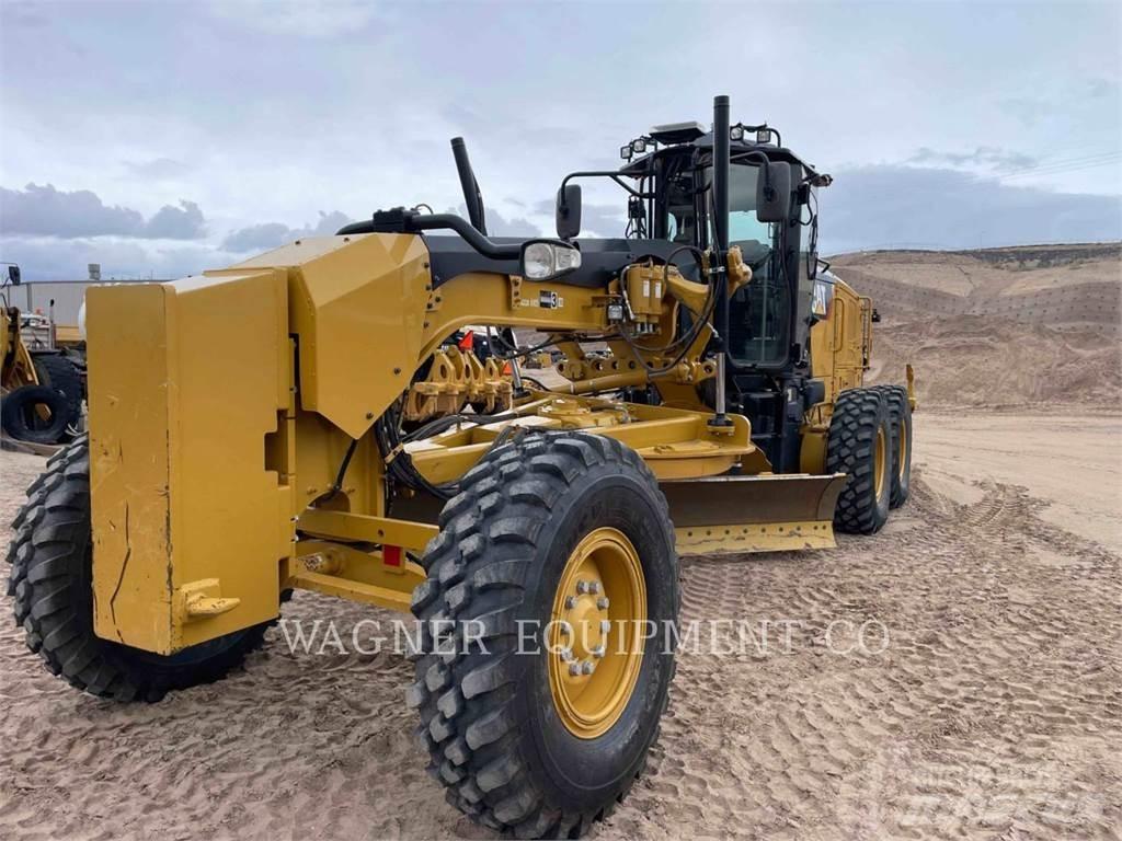 CAT 140M3 Tiehöylät