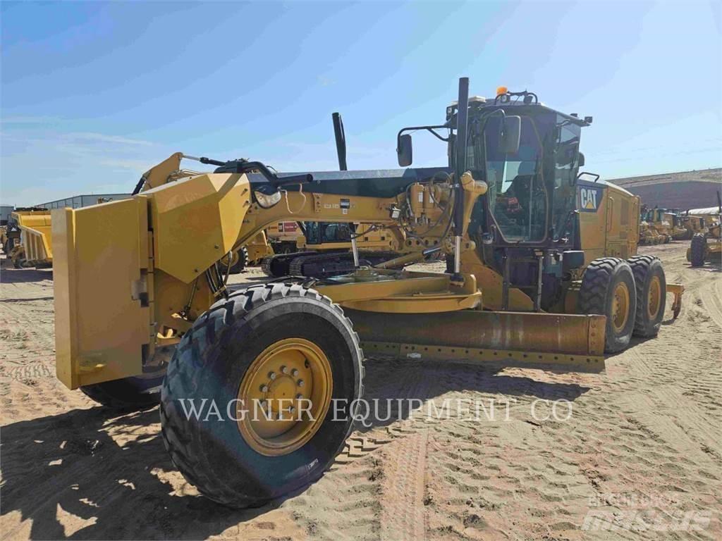 CAT 140M3 Tiehöylät