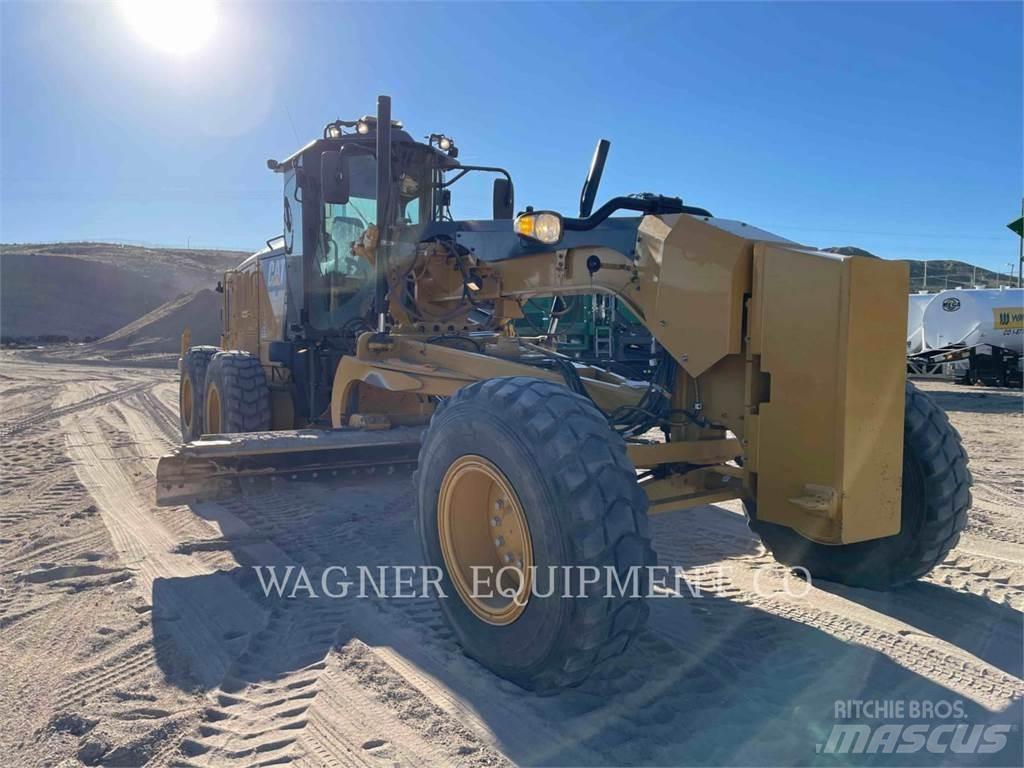CAT 140M3 Tiehöylät