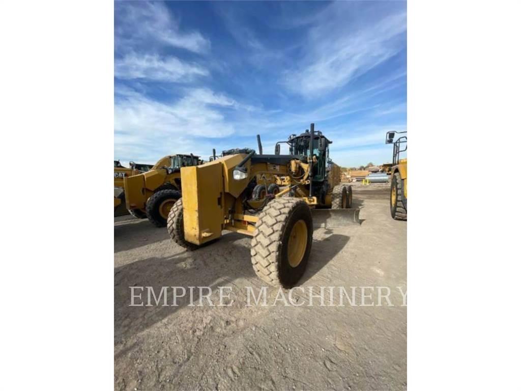 CAT 140M3 Tiehöylät