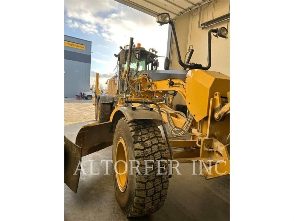 CAT 140M3 Tiehöylät