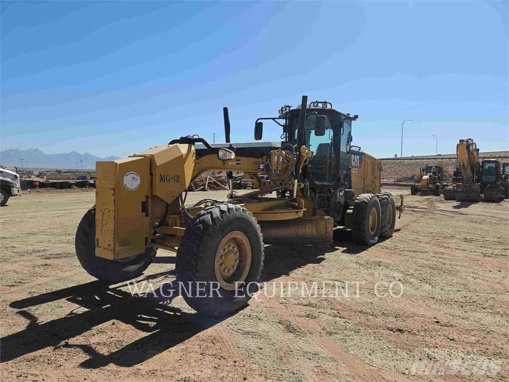 CAT 140M3 Tiehöylät
