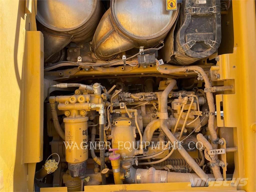 CAT 140M3 Tiehöylät