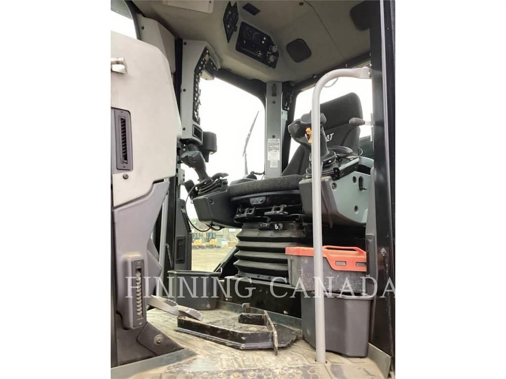 CAT 140M3 Tiehöylät