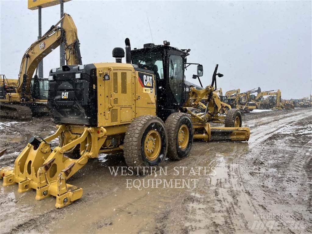 CAT 140M3 Tiehöylät