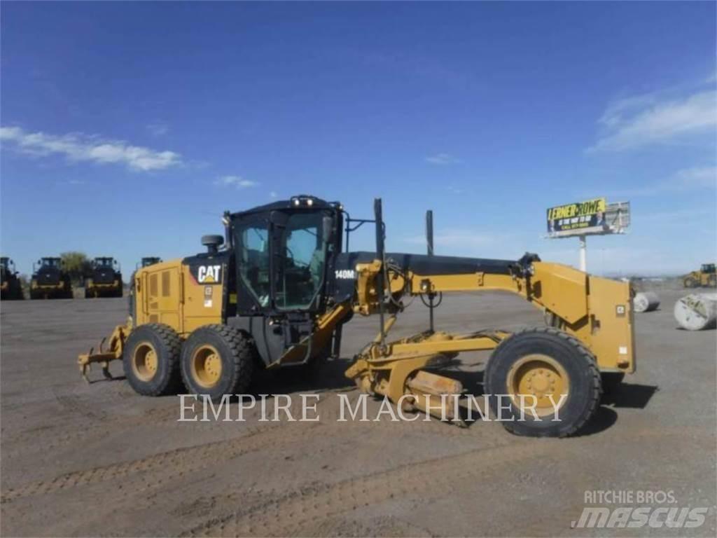 CAT 140M3 Tiehöylät