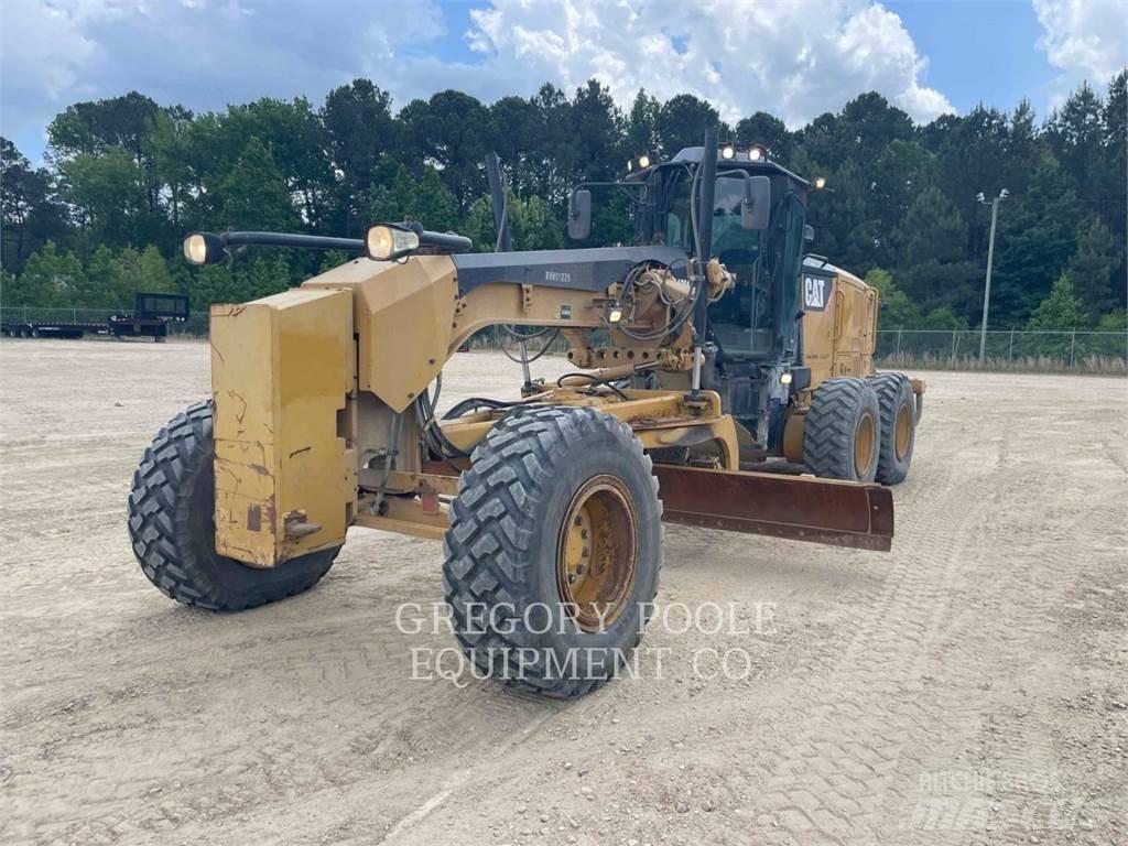 CAT 140M3 Tiehöylät