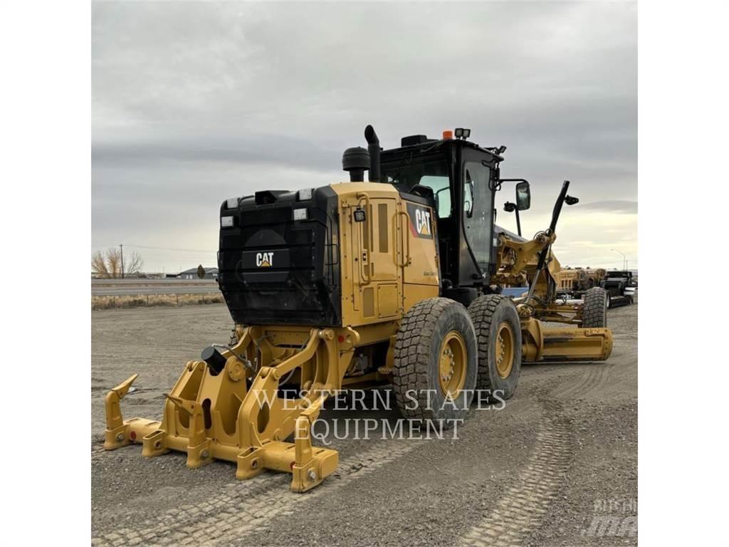 CAT 140M3 Tiehöylät