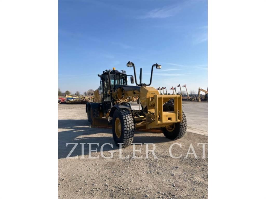 CAT 140M3 Tiehöylät