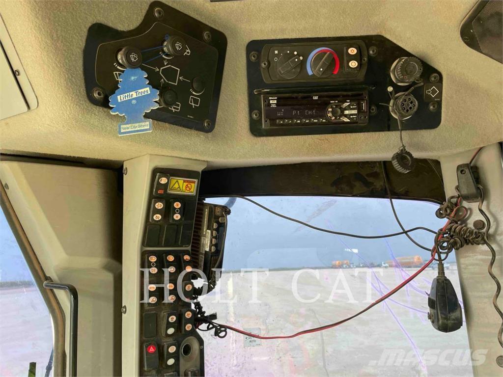 CAT 140M3 Tiehöylät