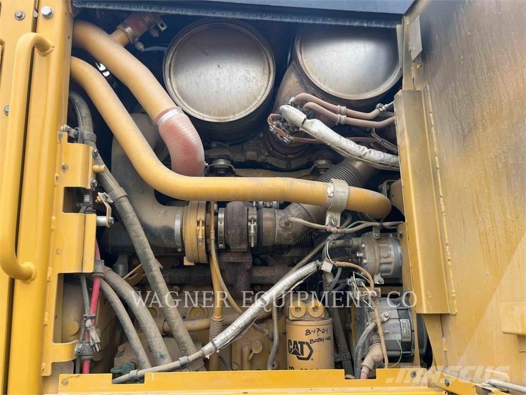 CAT 140M3 Tiehöylät