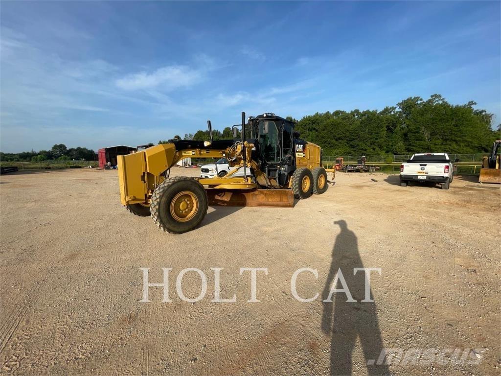 CAT 140M3 Tiehöylät