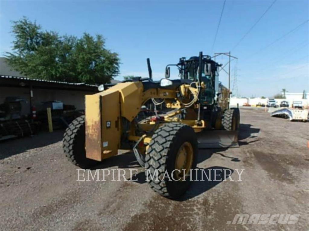CAT 140M3 Tiehöylät